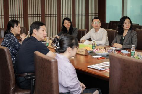 罗湖区委统战部副部长、工商联党组书记叶志伟一行到U8国际调研